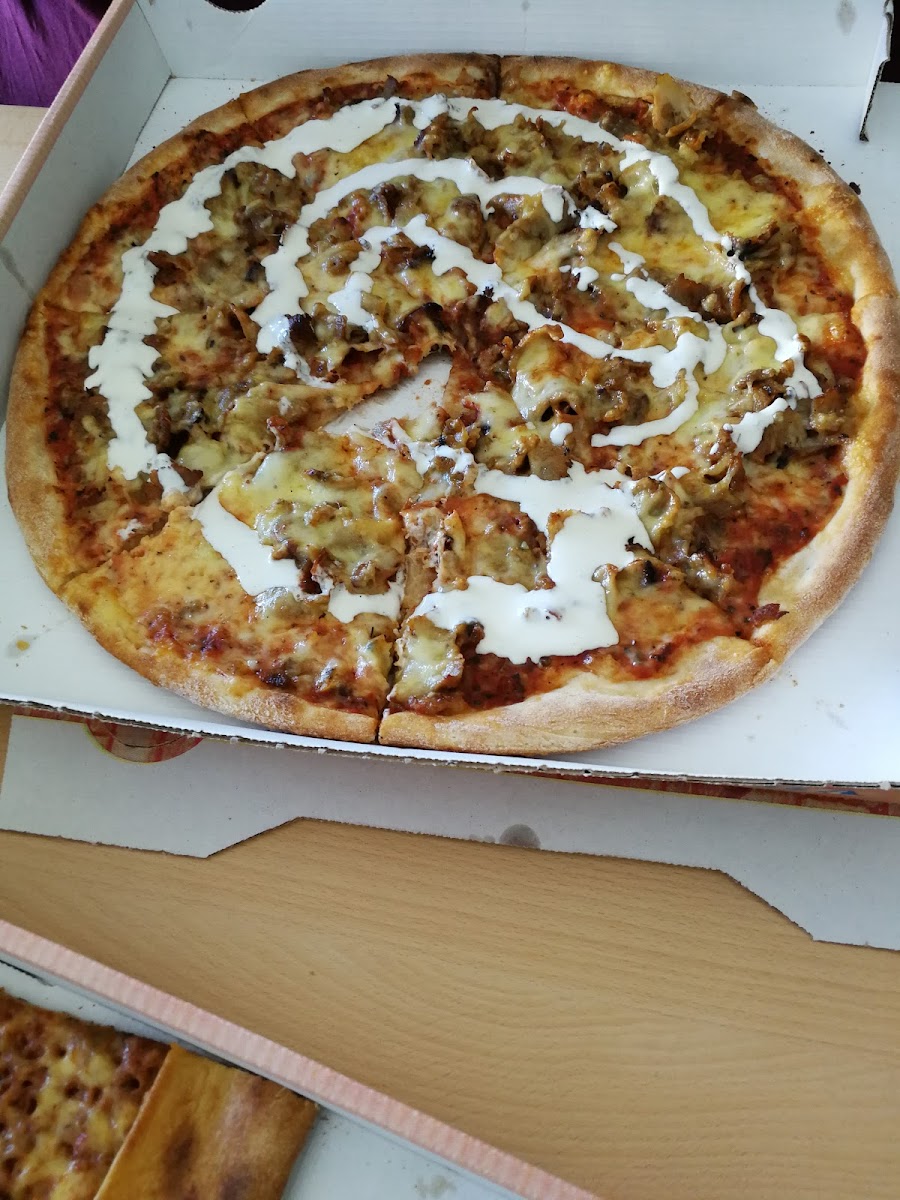 Elif Pizza & Pide Photo 6