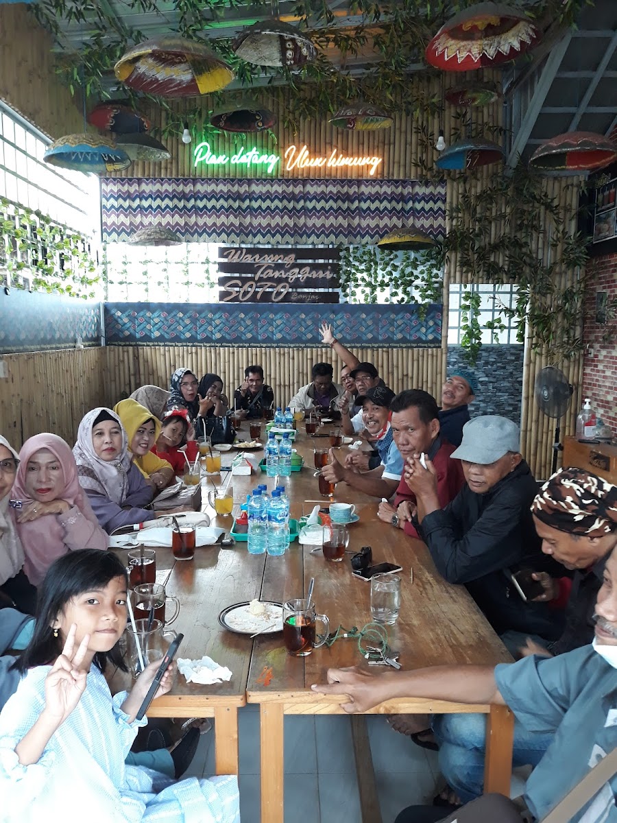 Warung Tanggui soto banjar Photo 9