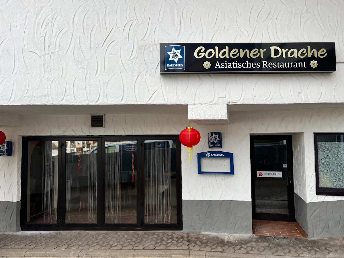 Goldener Drache