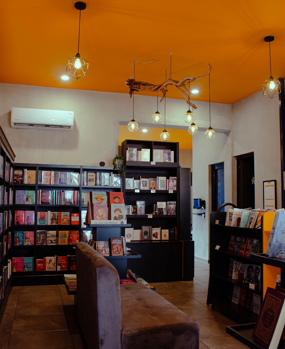 Lienzo Coffee Shop