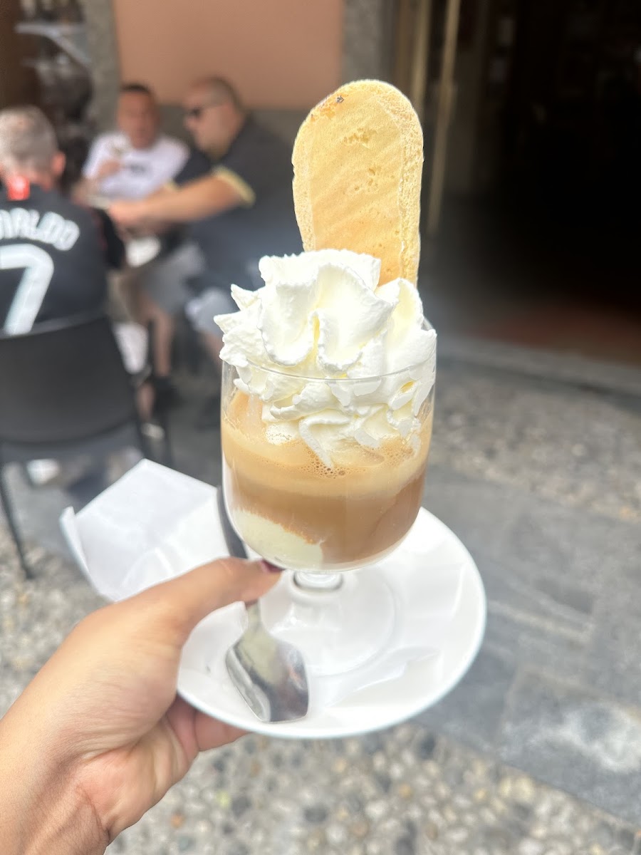 Gellateria Ice Cream Shop, cafe’ Bar Photo 4