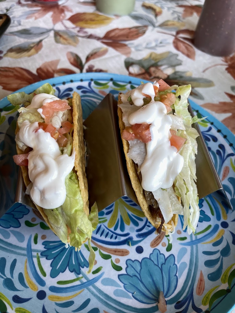 Crazy Tacos And Burgers Photo 3
