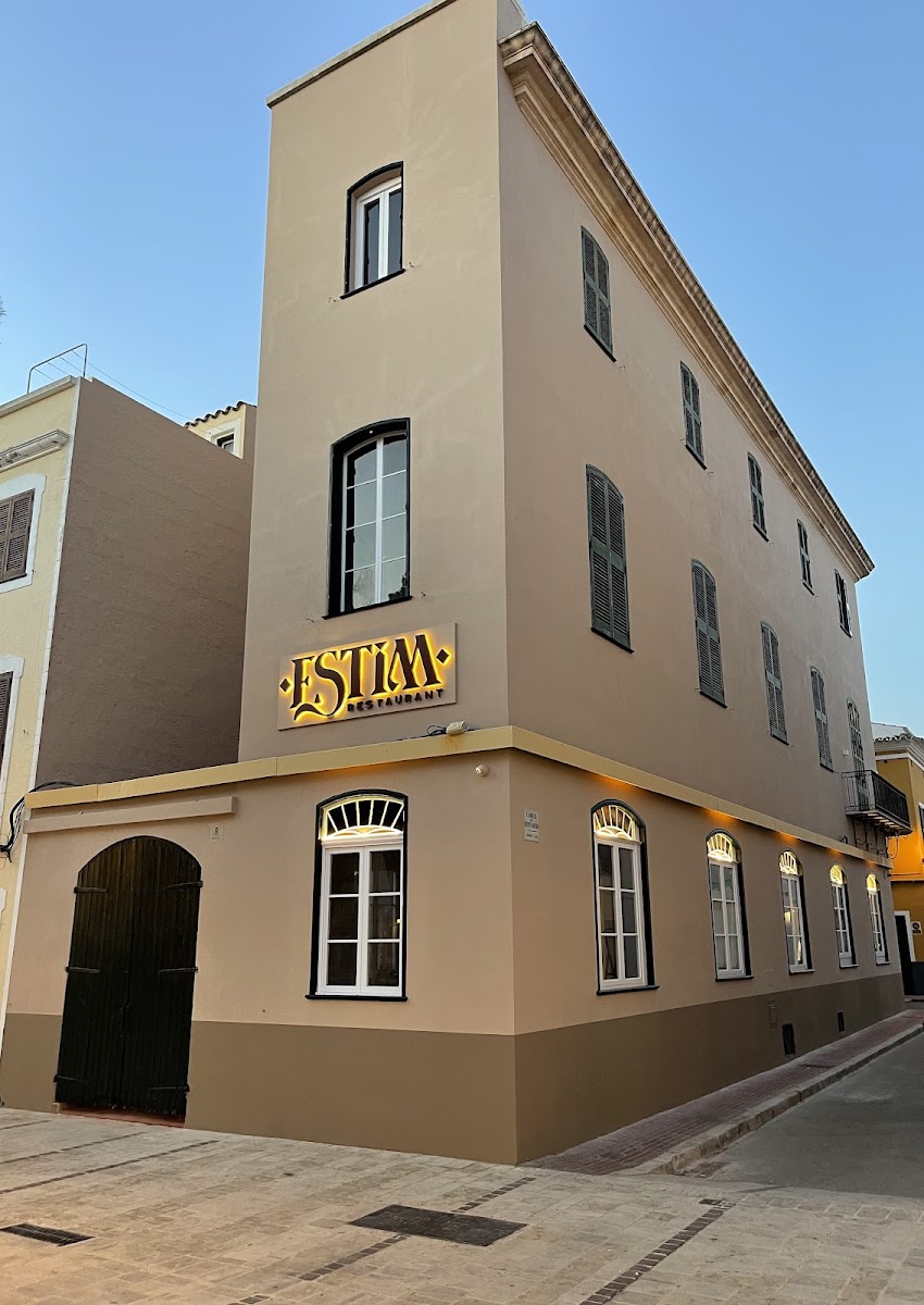 ESTIM RESTAURANT Photo 4