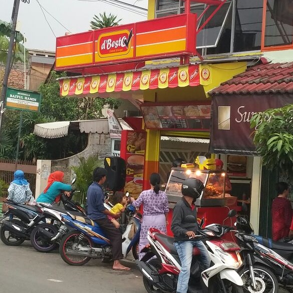 d'BestO Chicken & Burger Photo 3