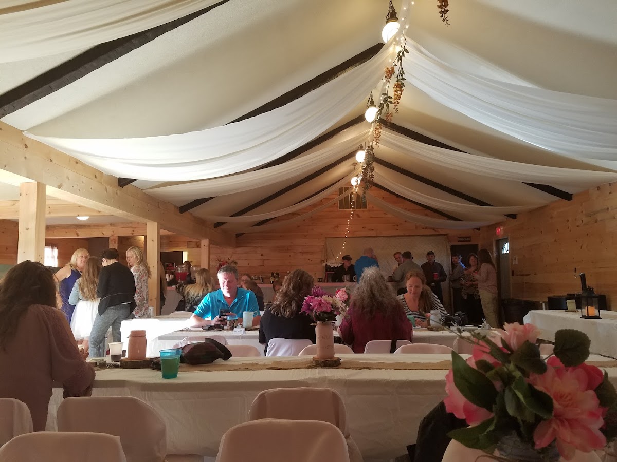 Boomers Tavern n Hall (formerly known as Zars) Photo 5