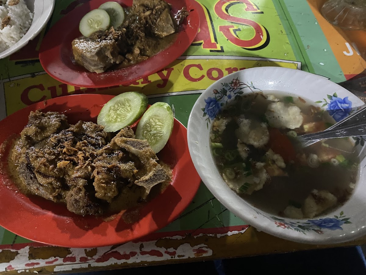 Iga Bakar Empat Saudara Photo 3