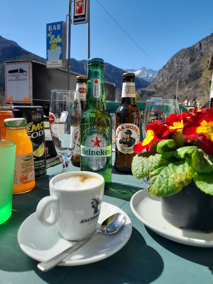 BAR AL SOLE CAFFETTERIA-BIBITE-TOAST-GELATI Photo 2