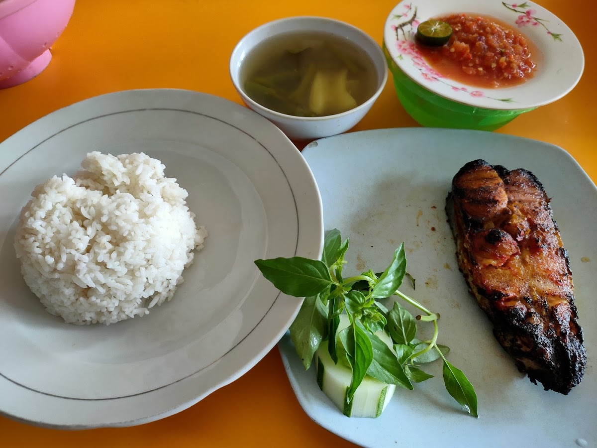 Kedai Makan Bu Nur Photo 8