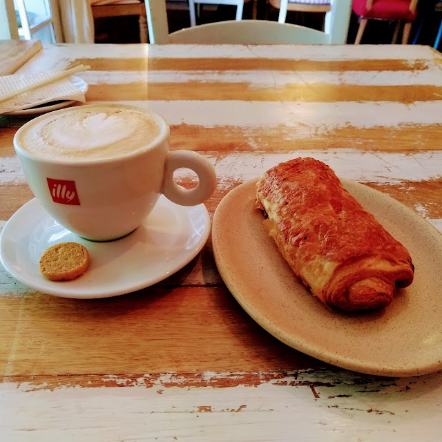 Capuccino Y Chocolatín