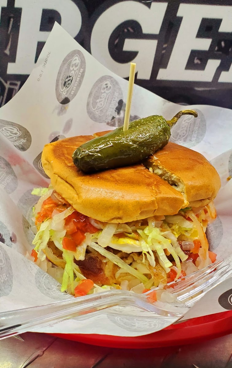 Betos Burgers