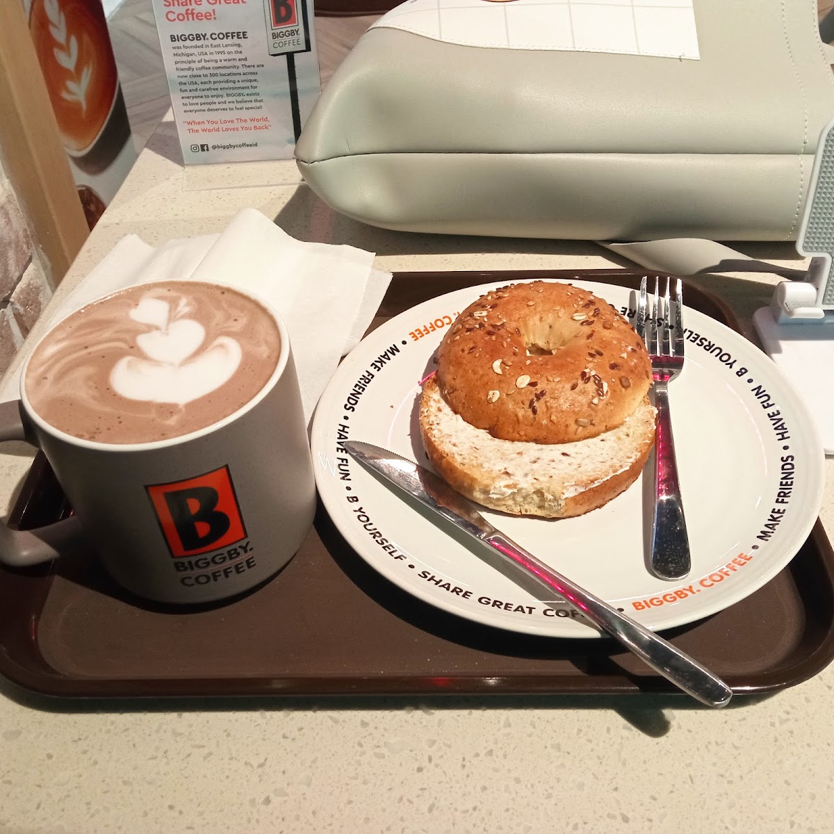 BIGGBY COFFEE Lippo Mall Puri Photo 10