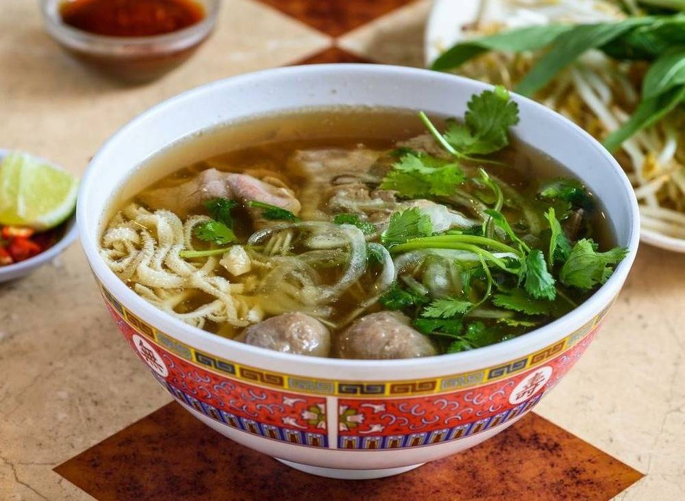 Dong Huong Restaurant Photo 3