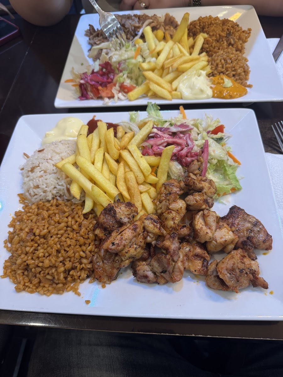 PARİSTANBUL GRİLL RESTAURANT Photo 3