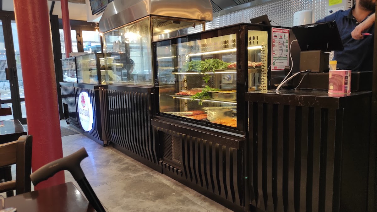 PARİSTANBUL GRİLL RESTAURANT Photo 4