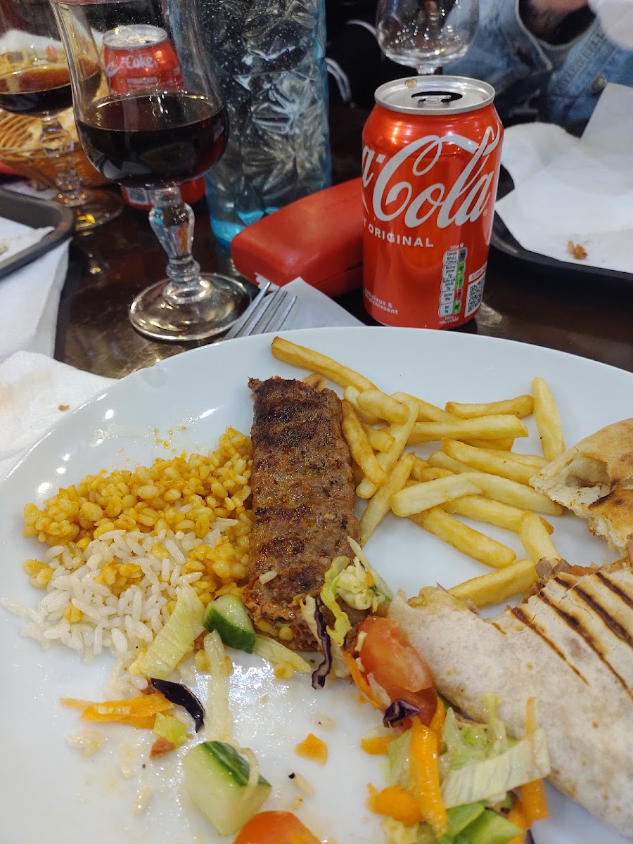 PARİSTANBUL GRİLL RESTAURANT Photo 9