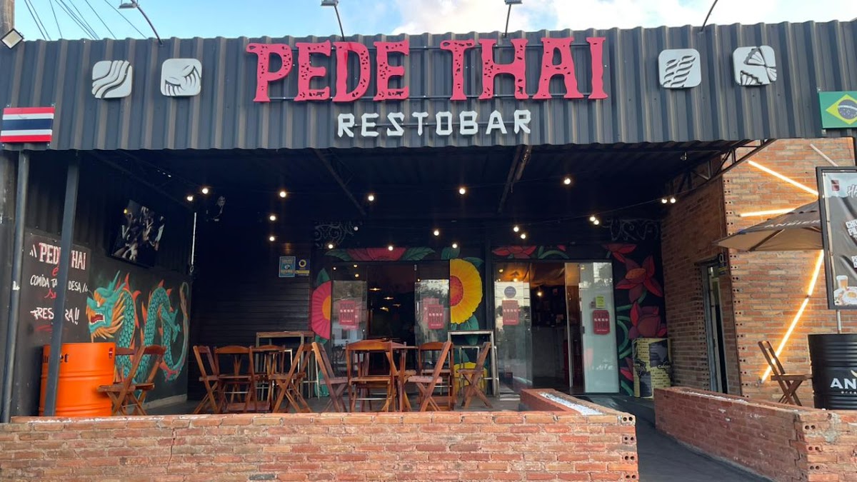 Pede Thai Restobar - Água Verde