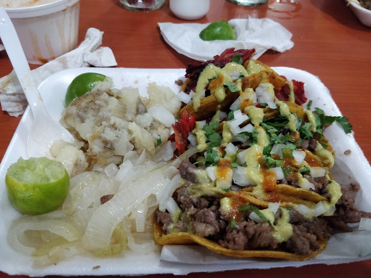 Tacos Chuy Photo 4