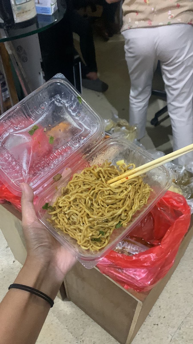 Bakso Dan Mie Yamin Pak De Photo 10