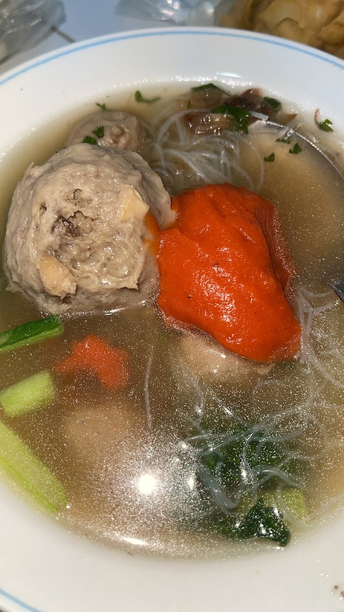 Bakso Dan Mie Yamin Pak De Photo 2