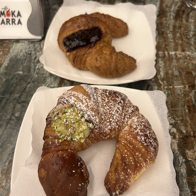 Croissant À la Pistache