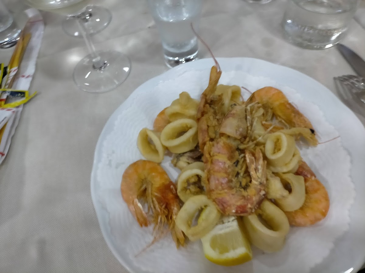 La Gazzella Pizzeria & Steakhouse Photo 7