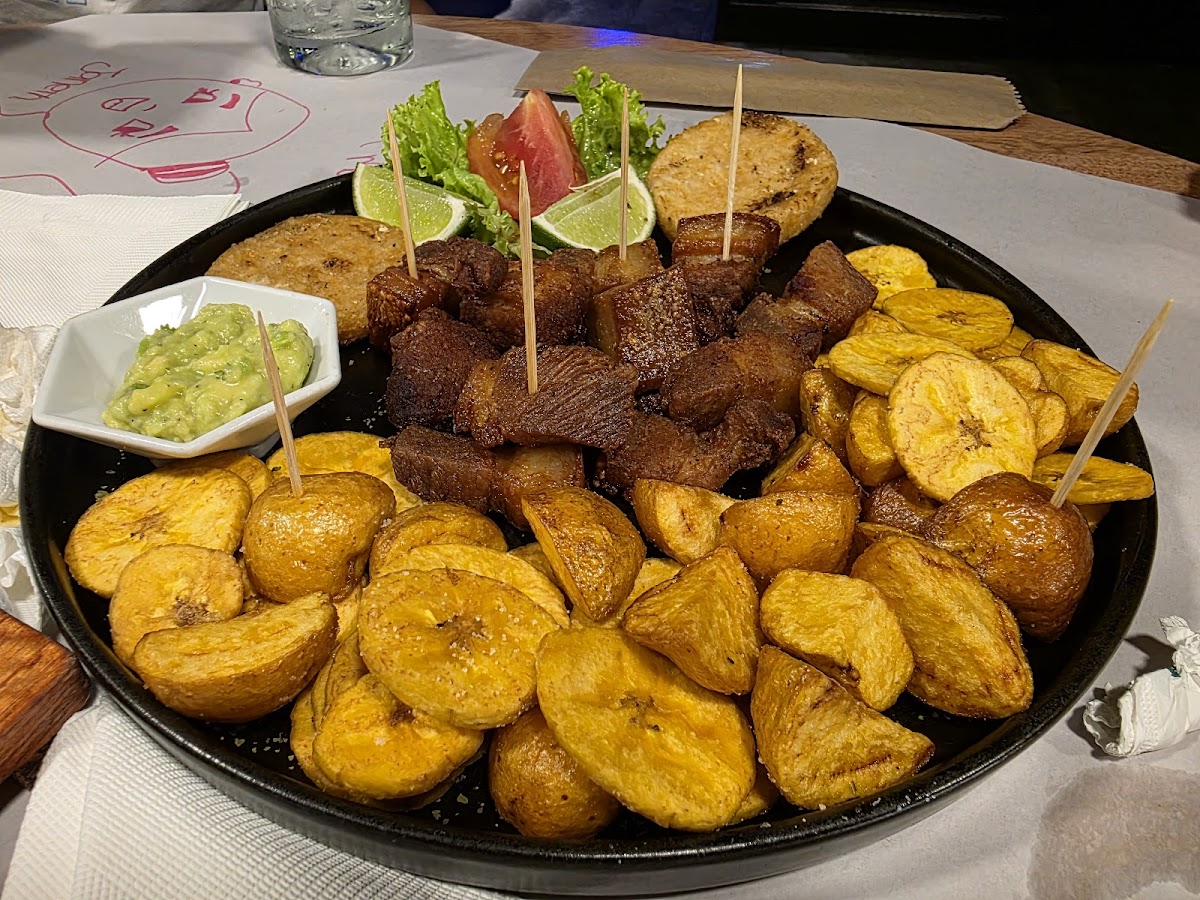 Carbón Steak House Photo 8