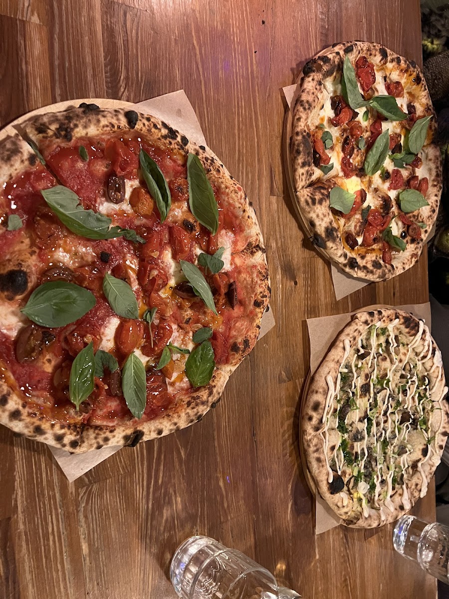 inflagranti - sourdough pizza Photo 8