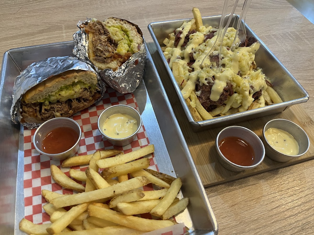 Delia Pastrami Photo 10