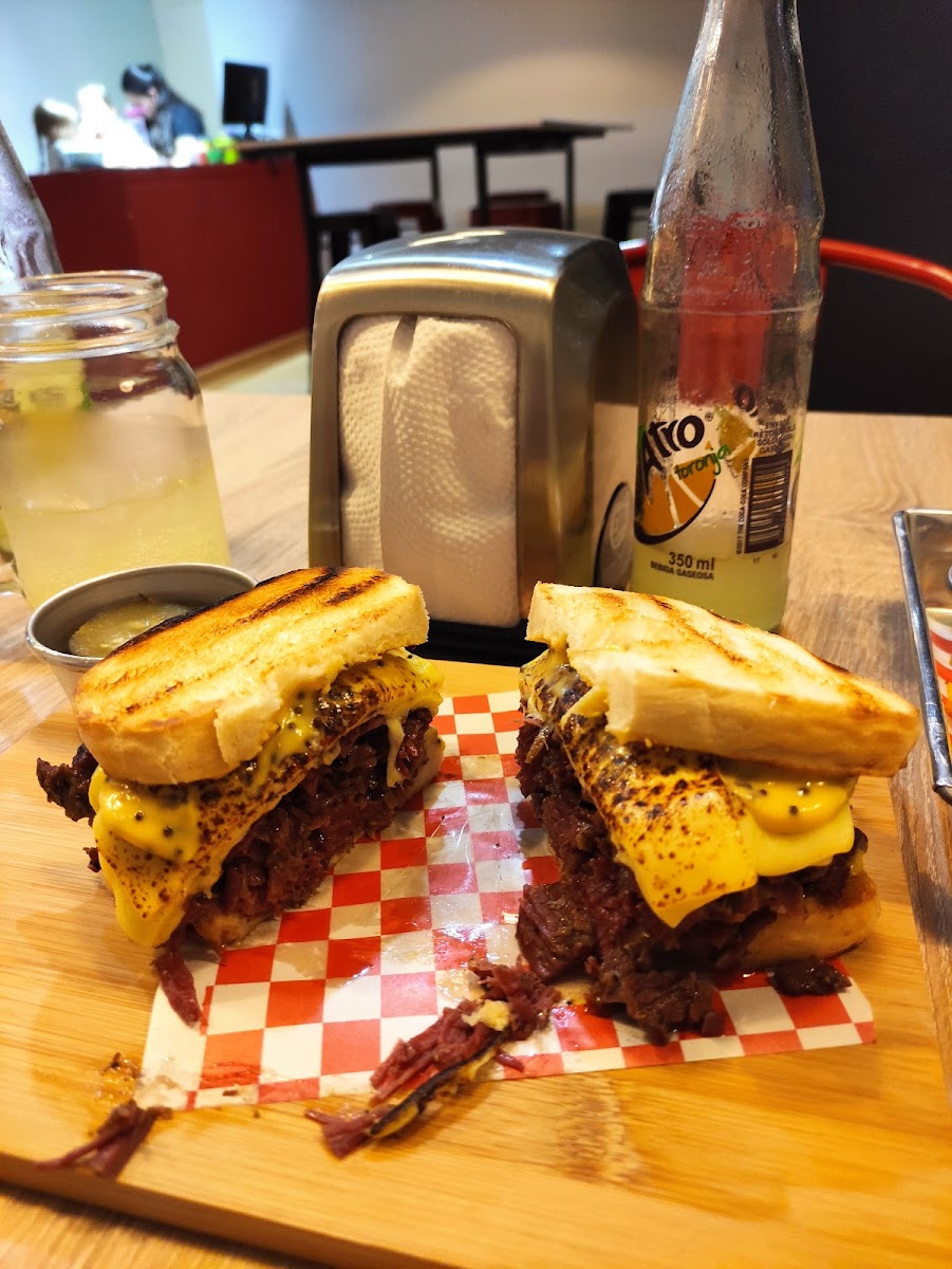Delia Pastrami Photo 8