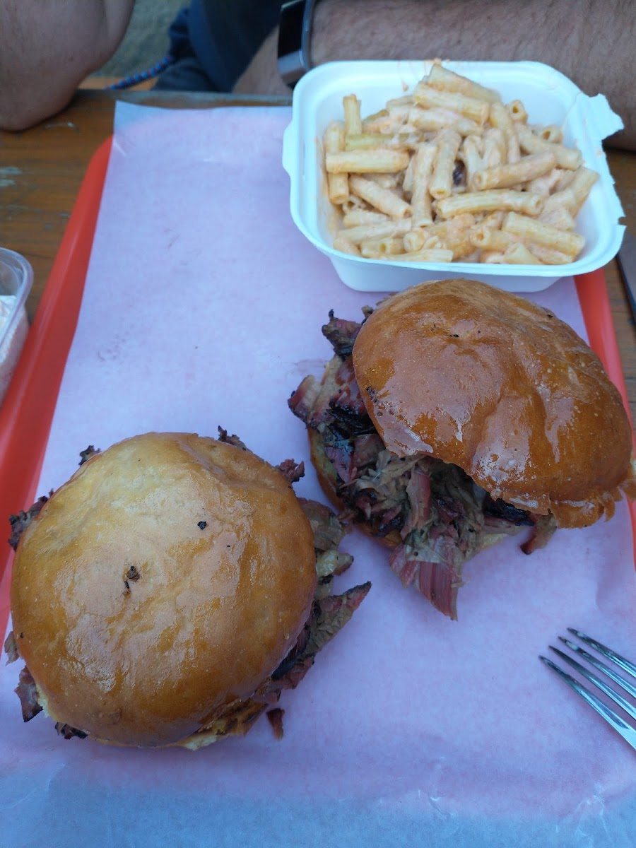 The Jerk Shop UG Photo 7