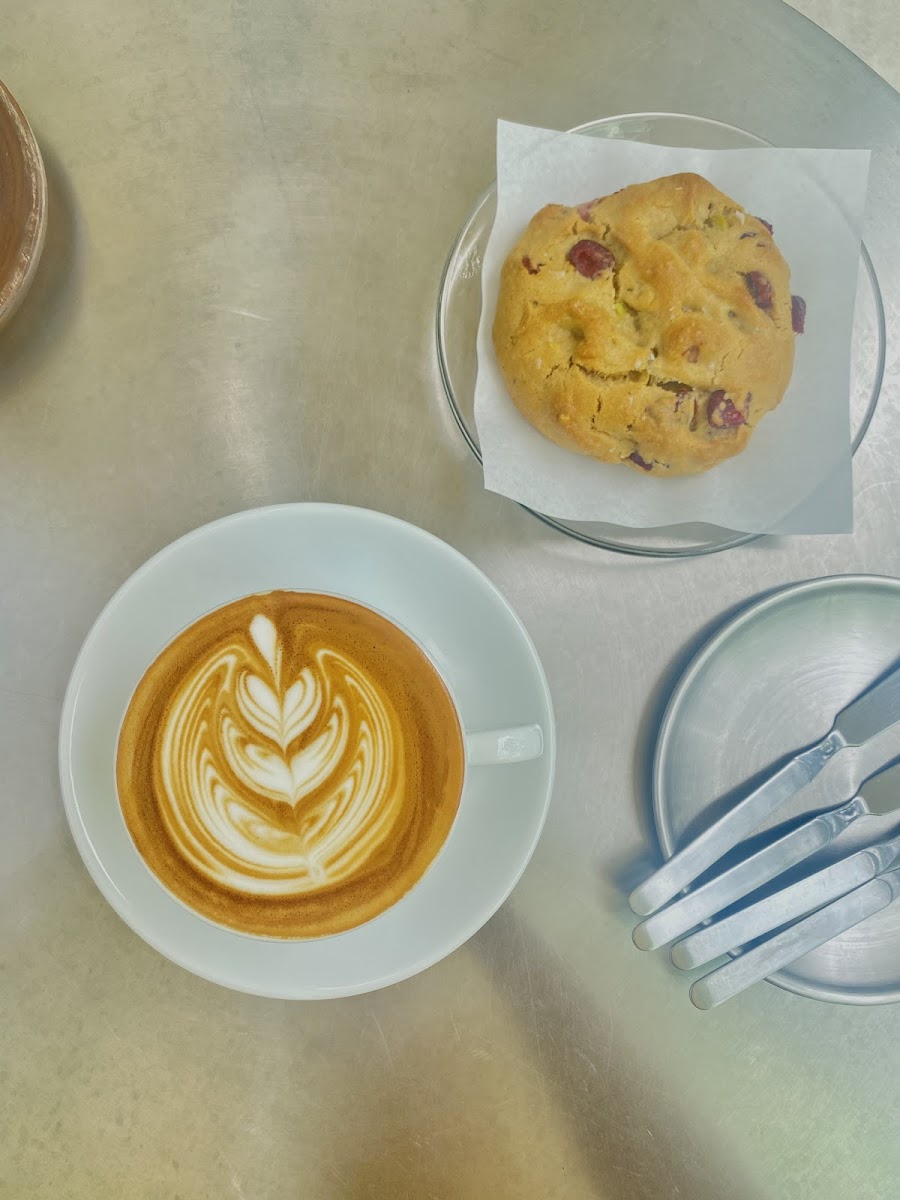 Honest Coffee & Service Photo 9