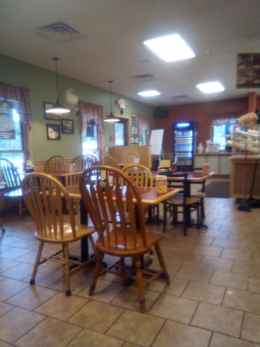 Tudor's Biscuit World Photo 6