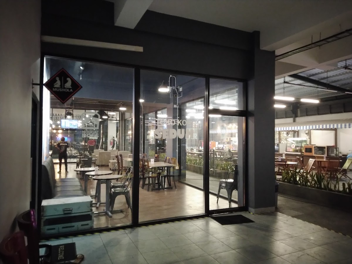 Podium Foodcourt