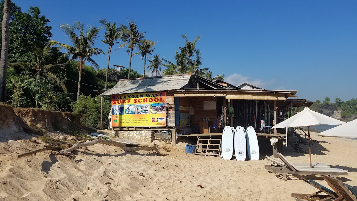 Surfer Cafe Photo 3