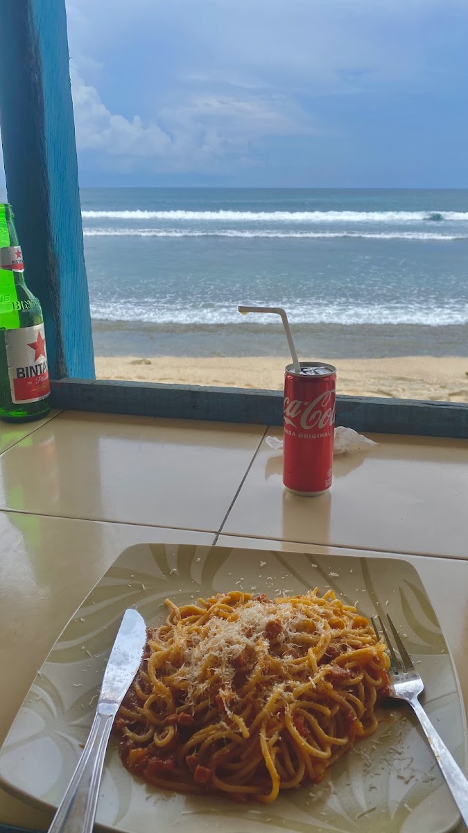 Surfer Cafe Photo 7