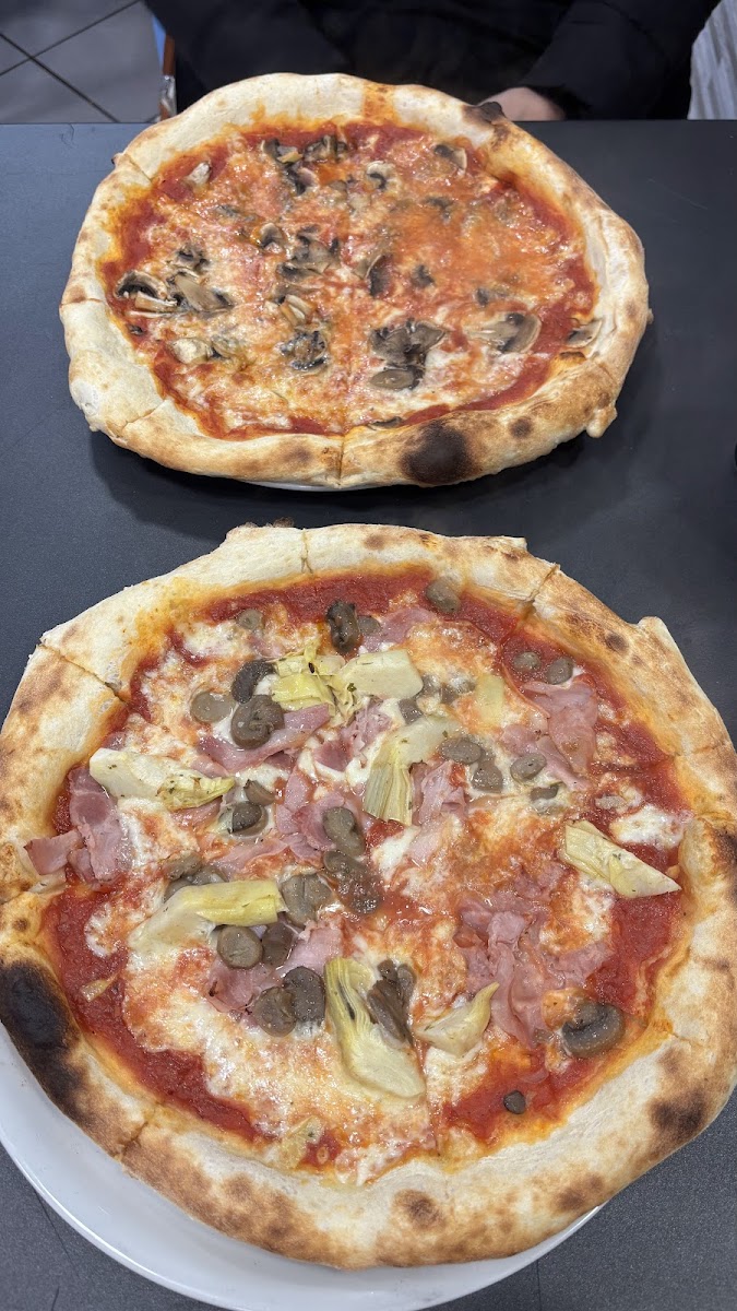 Pizzeria Falcone Photo 4
