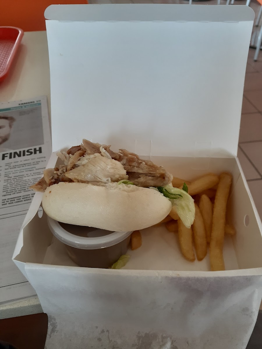 Red Rooster Rockhampton North Photo 10