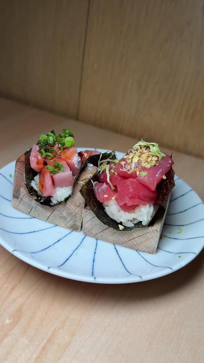 Crave Sushi Bar Photo 2