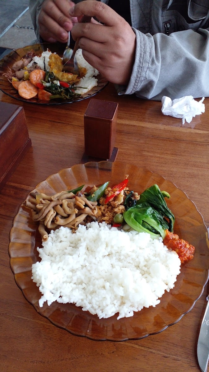Waroeng Upo Photo 6