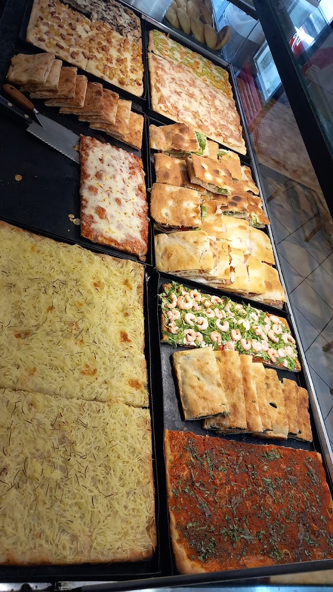 Gusto Di Pizza Photo 4