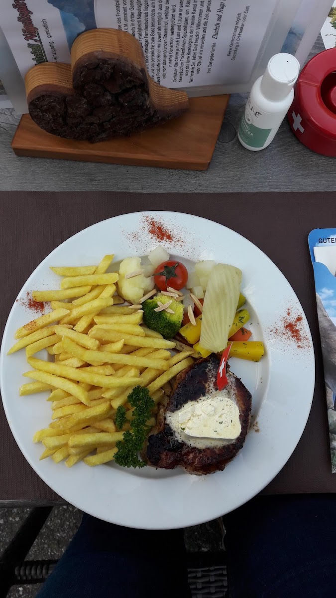 Fyrabigbeizli Nägelisgärtli Photo 8