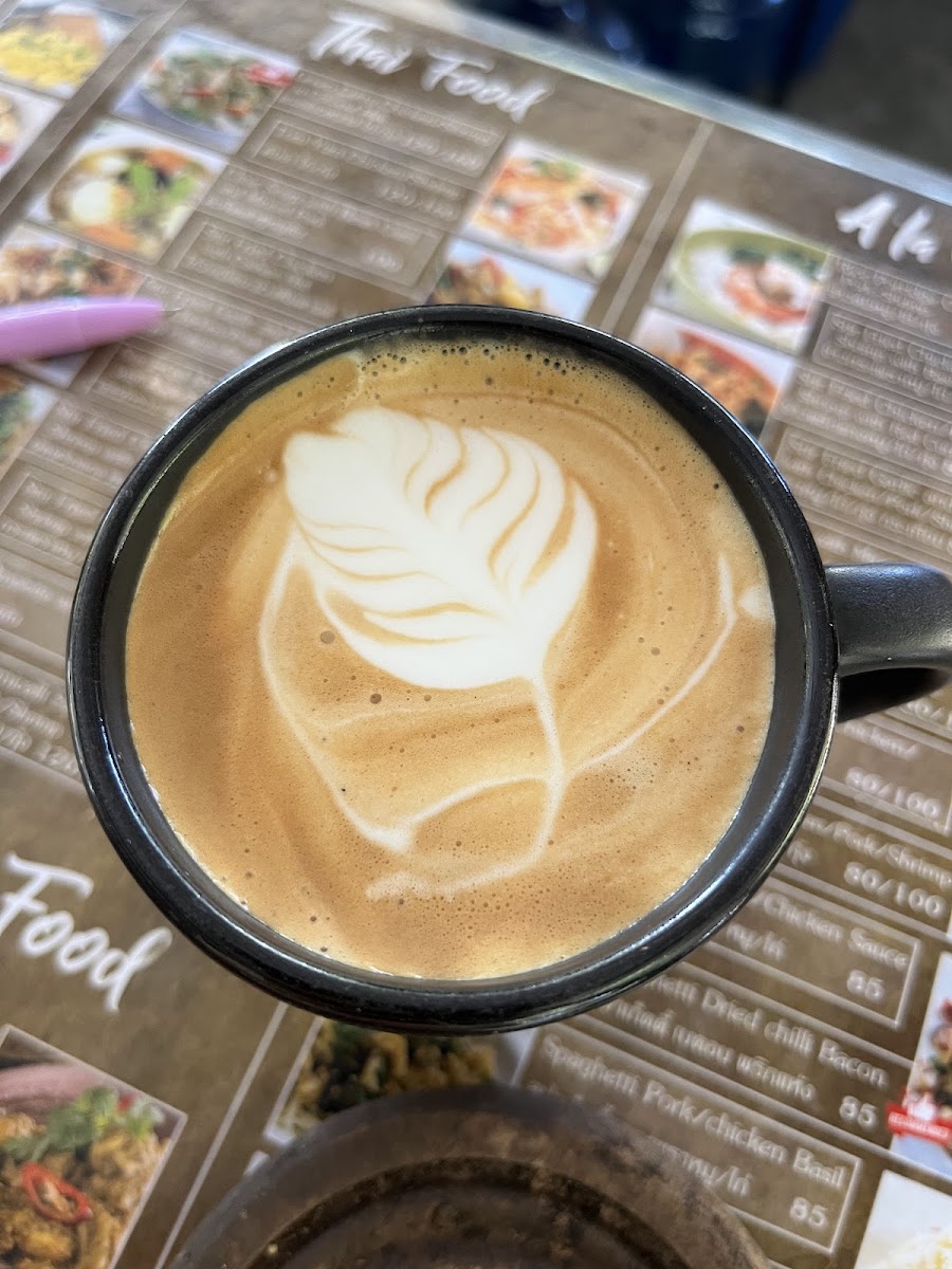 Little Hut Bungalow & Café Photo 5