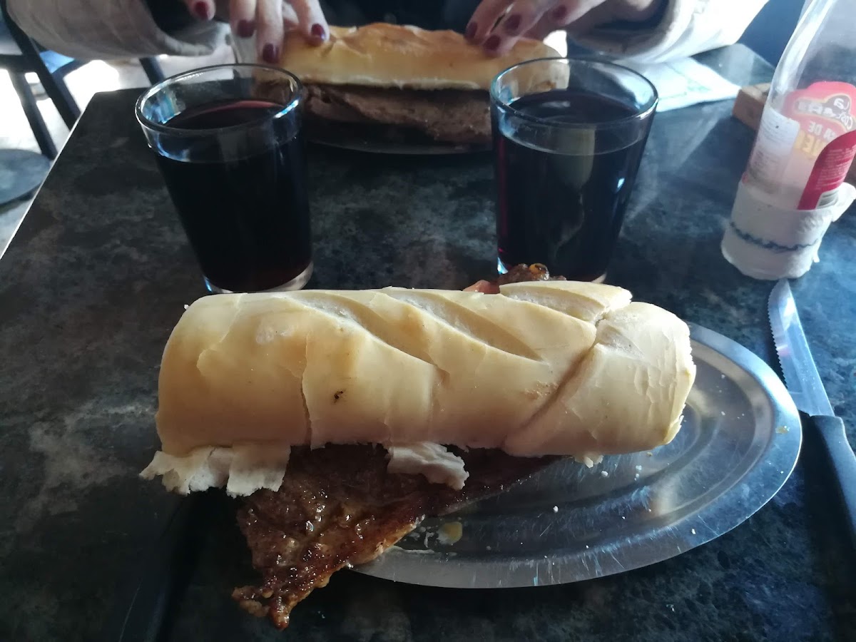 Carnes y vermut San José Photo 10
