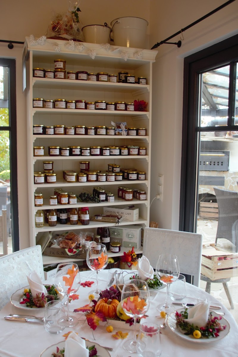 Schmeckewöhlerchen, Gartencafé und Vintage-Shop Photo 8