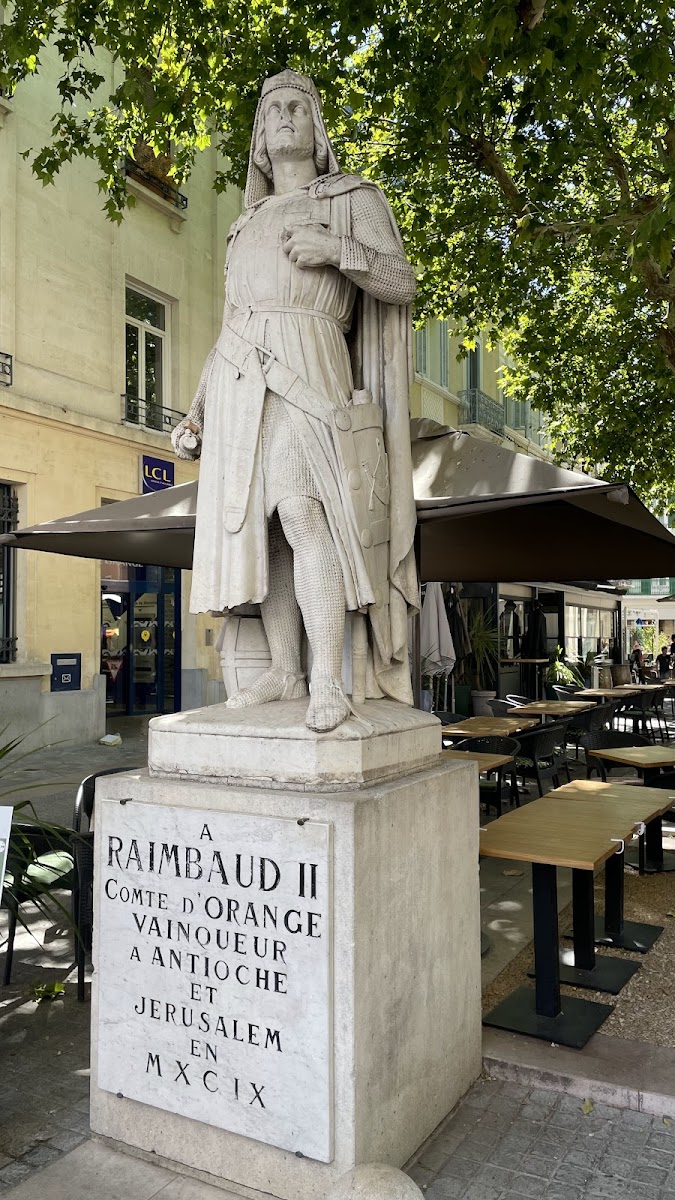 Le Pigalle Photo 4