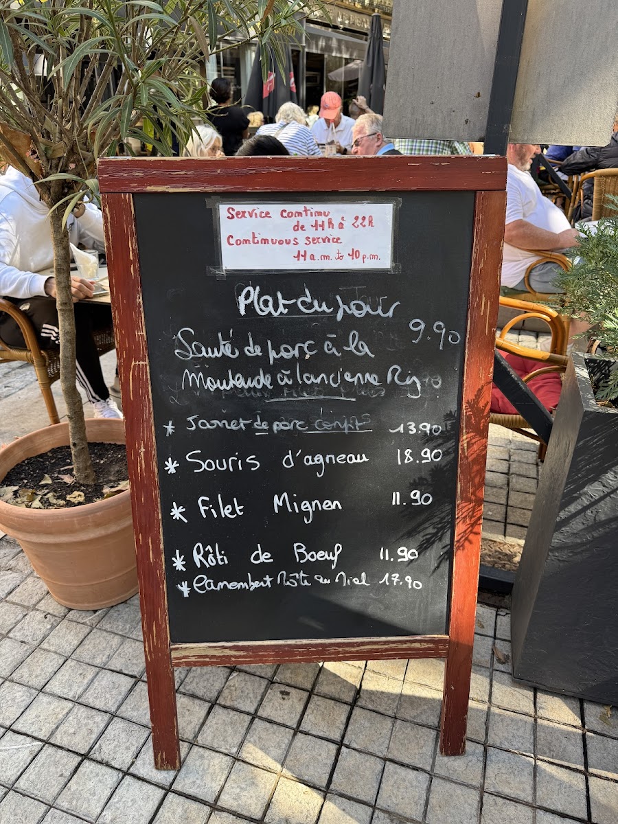 Le Pigalle Photo Menu 4