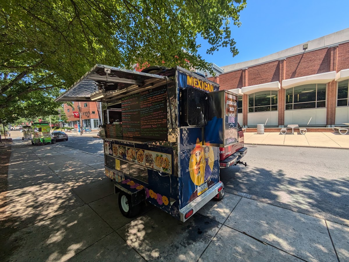 Mexican Grill Stand Photo 4