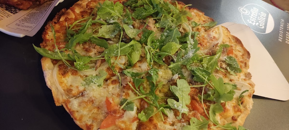 Pizza y Vino Photo 9