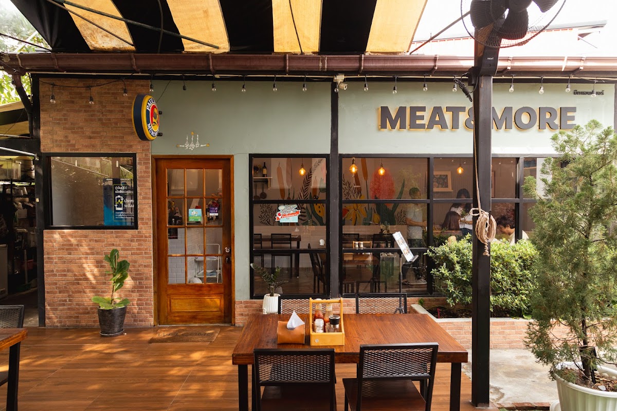Meat & More มีทแอนด์มอร์ สเต็ก พาสต้า บาร์บีคิว