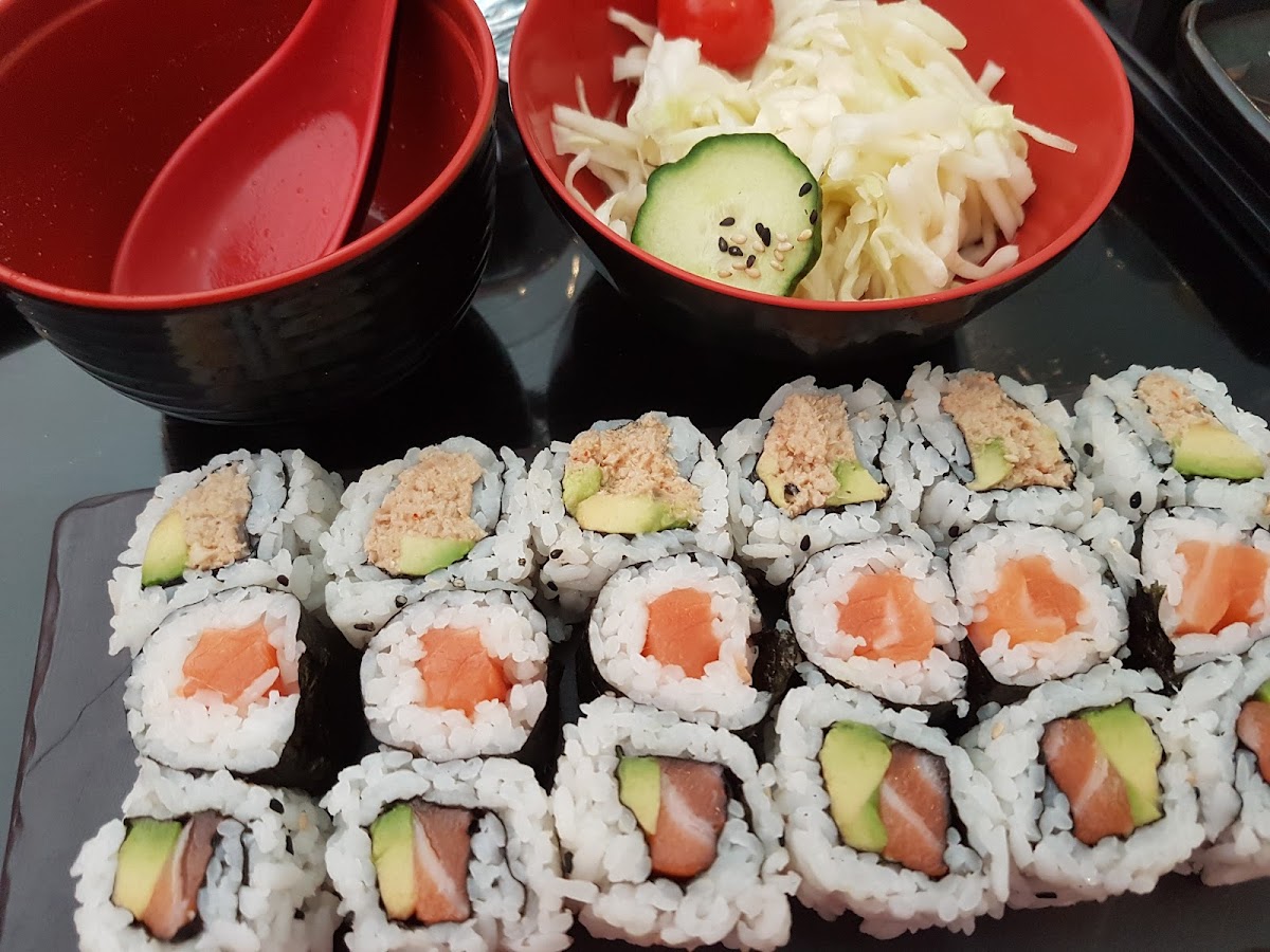 SUSHI BOUTIK Hoover Photo 5